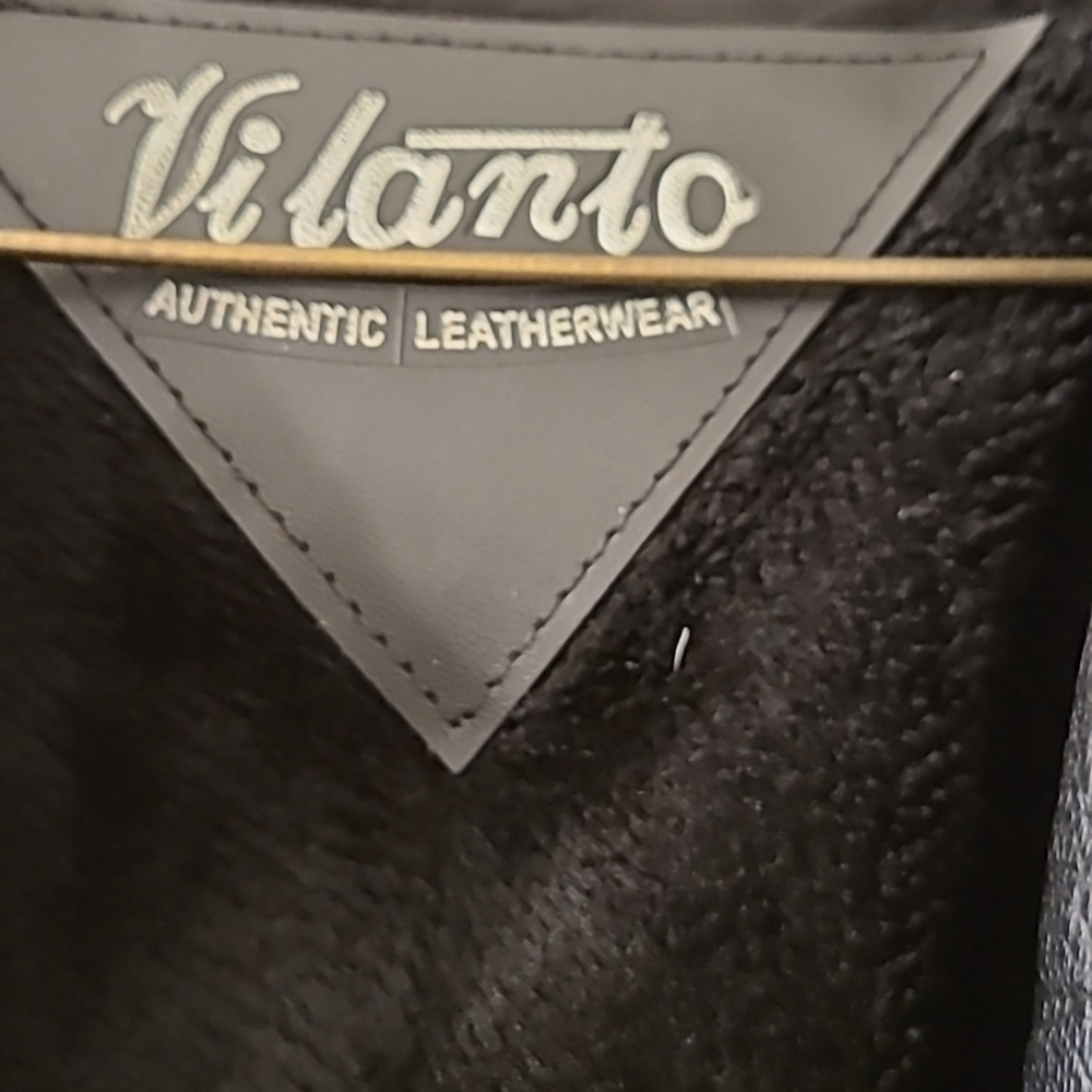 Vilanto Leather Coat - Picture 2 of 10